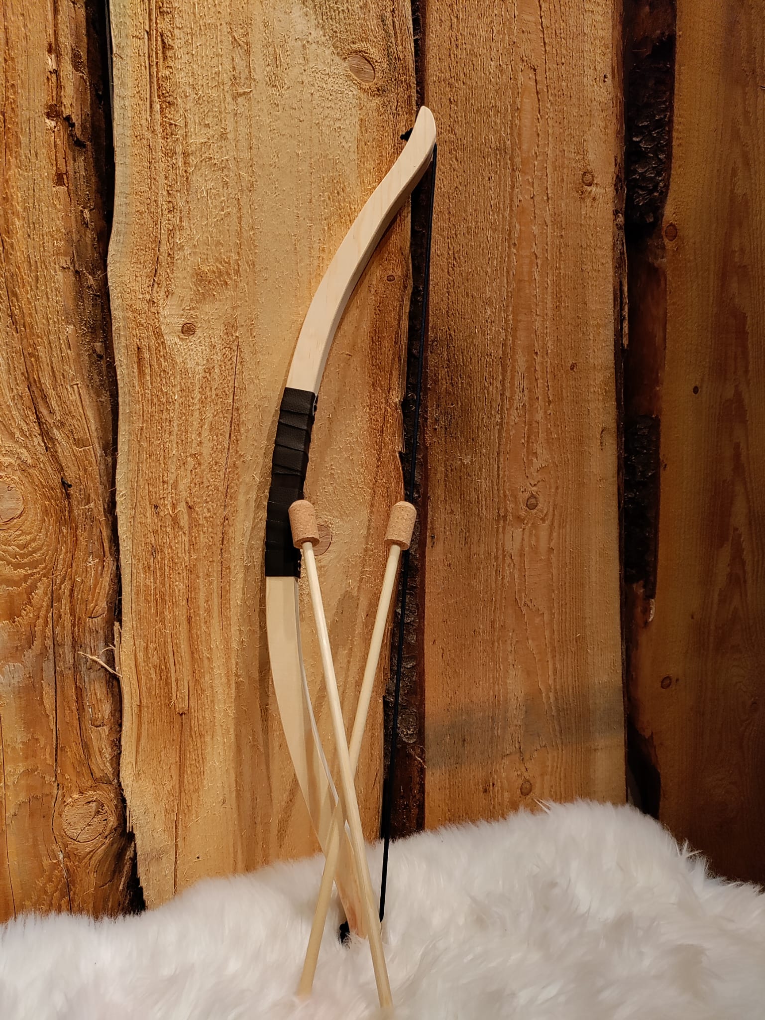 Lasten jousipyssysetti, useita kokoja ja aiheita