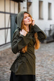 Nyörillinen hupputoppi Lea
