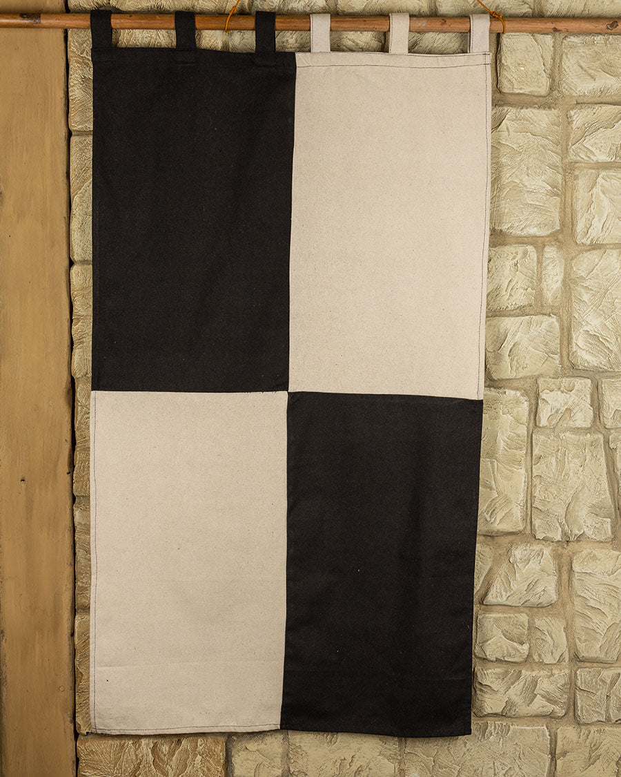 Sotalippu, canvas