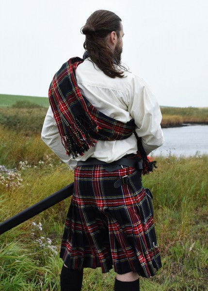 Kiltti 8 jaardin Black Stewart tartan